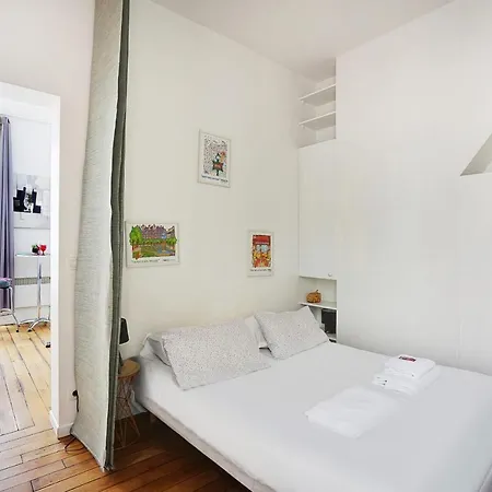 Apartment Charming 2p - Republic Temple